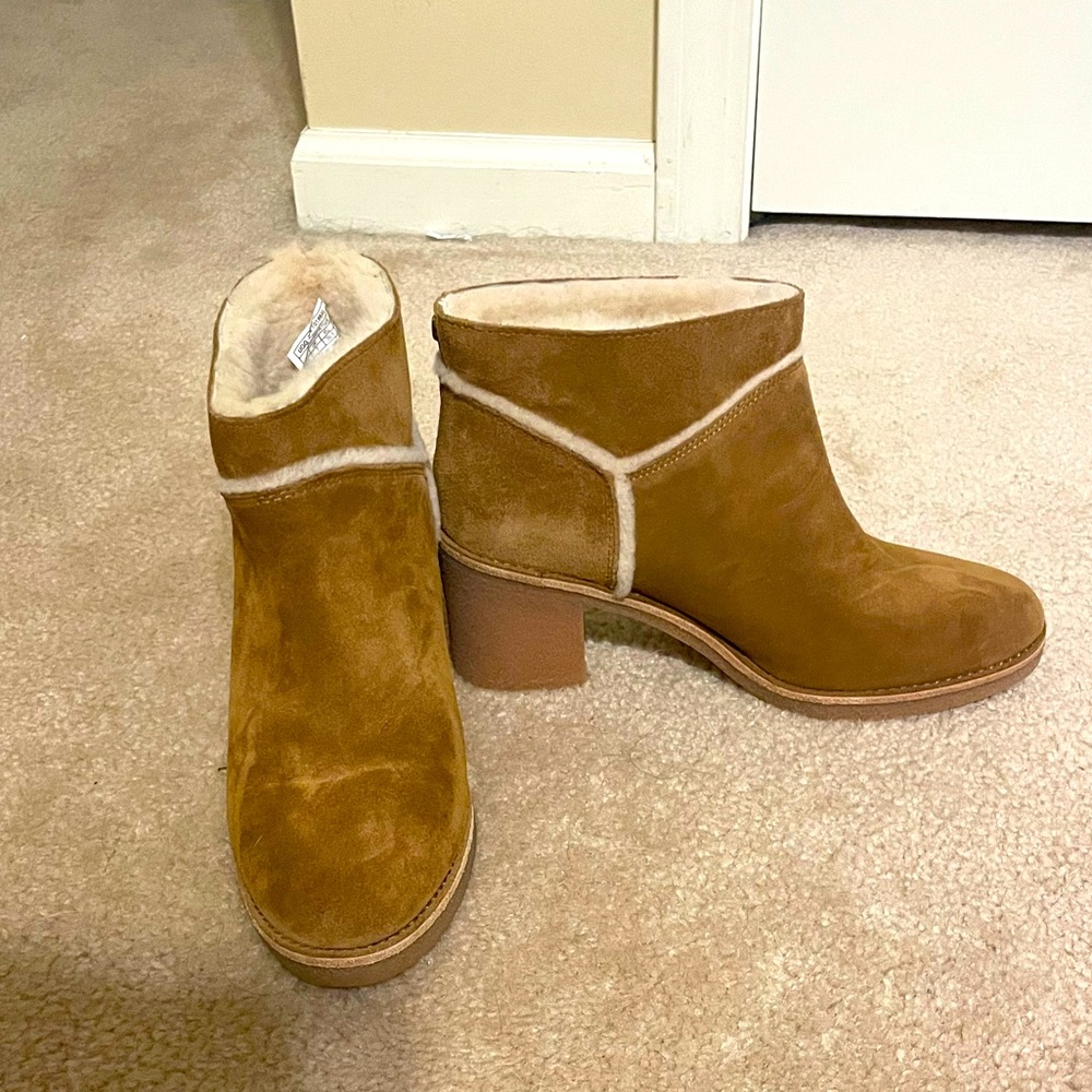 Ugg Kasen Booties